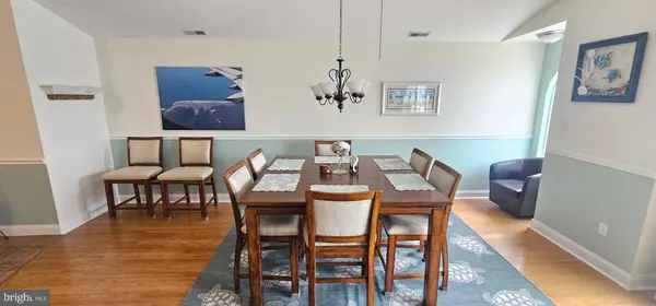Wildwood, NJ 08260,333 E 11TH AVE ##200