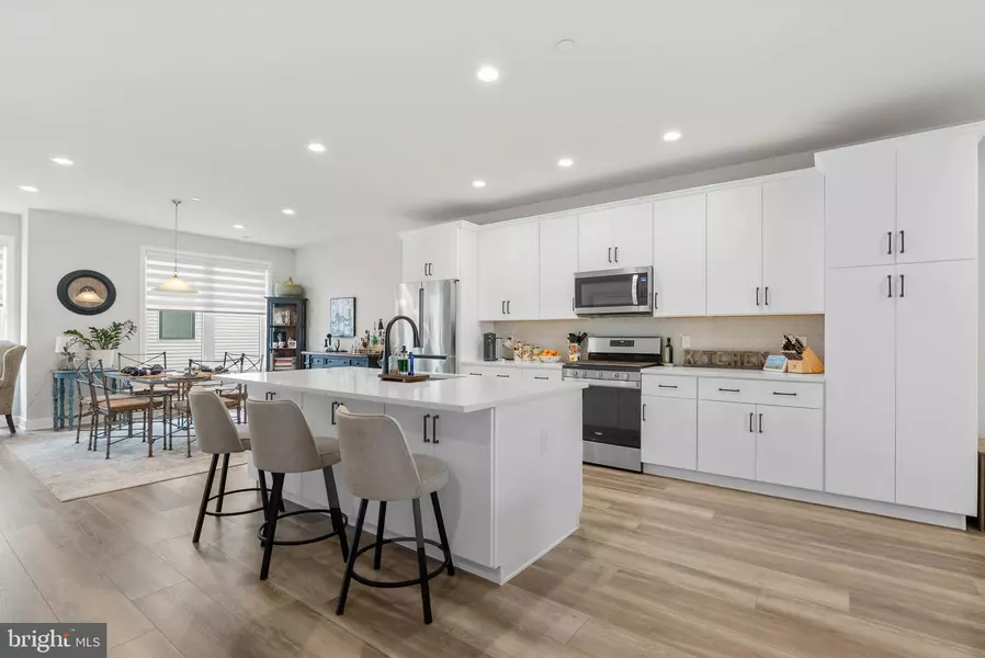 704 BREWSTER ALY, King Of Prussia, PA 19406