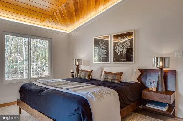 Great Falls, VA 22066,108 INTERPROMONTORY RD