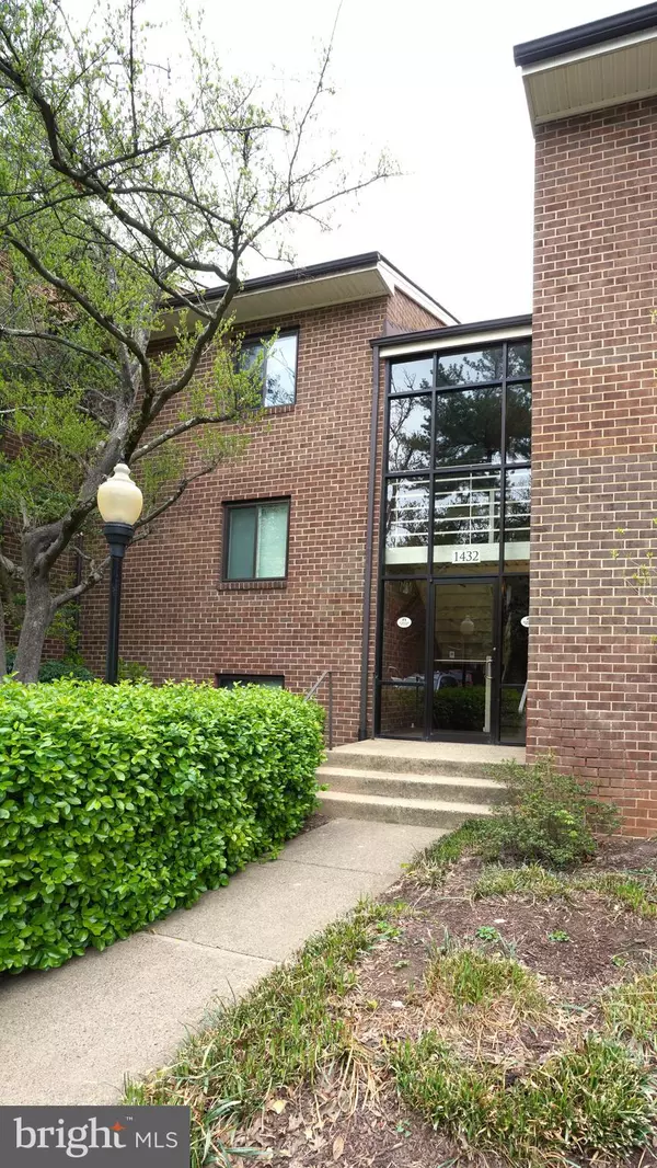 1432 NORTHGATE SQ #32/11A, Reston, VA 20190
