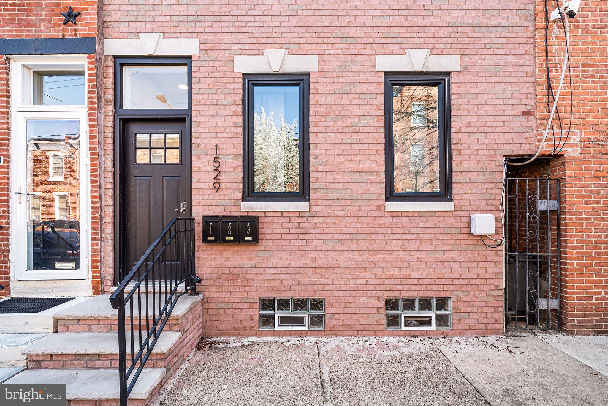 Philadelphia, PA 19125,1529 E BERKS ST