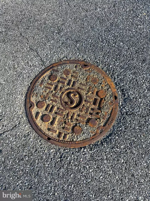 Accokeek, MD 20607,408 DYER DR