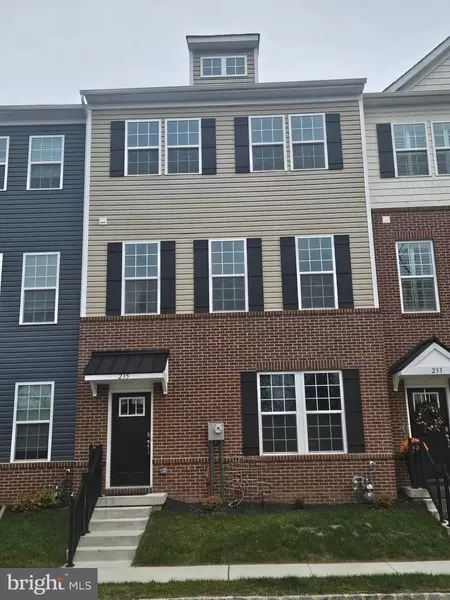 235 SMITHWORKS BLVD, Phoenixville, PA 19460