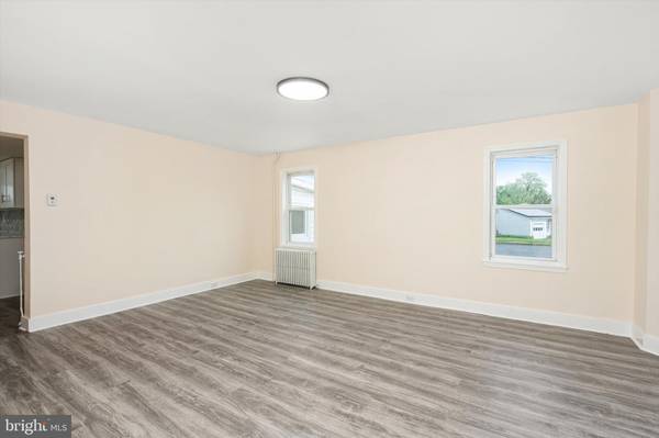 Hamilton, NJ 08619,542 MERCERVILLE-EDINBURG RD