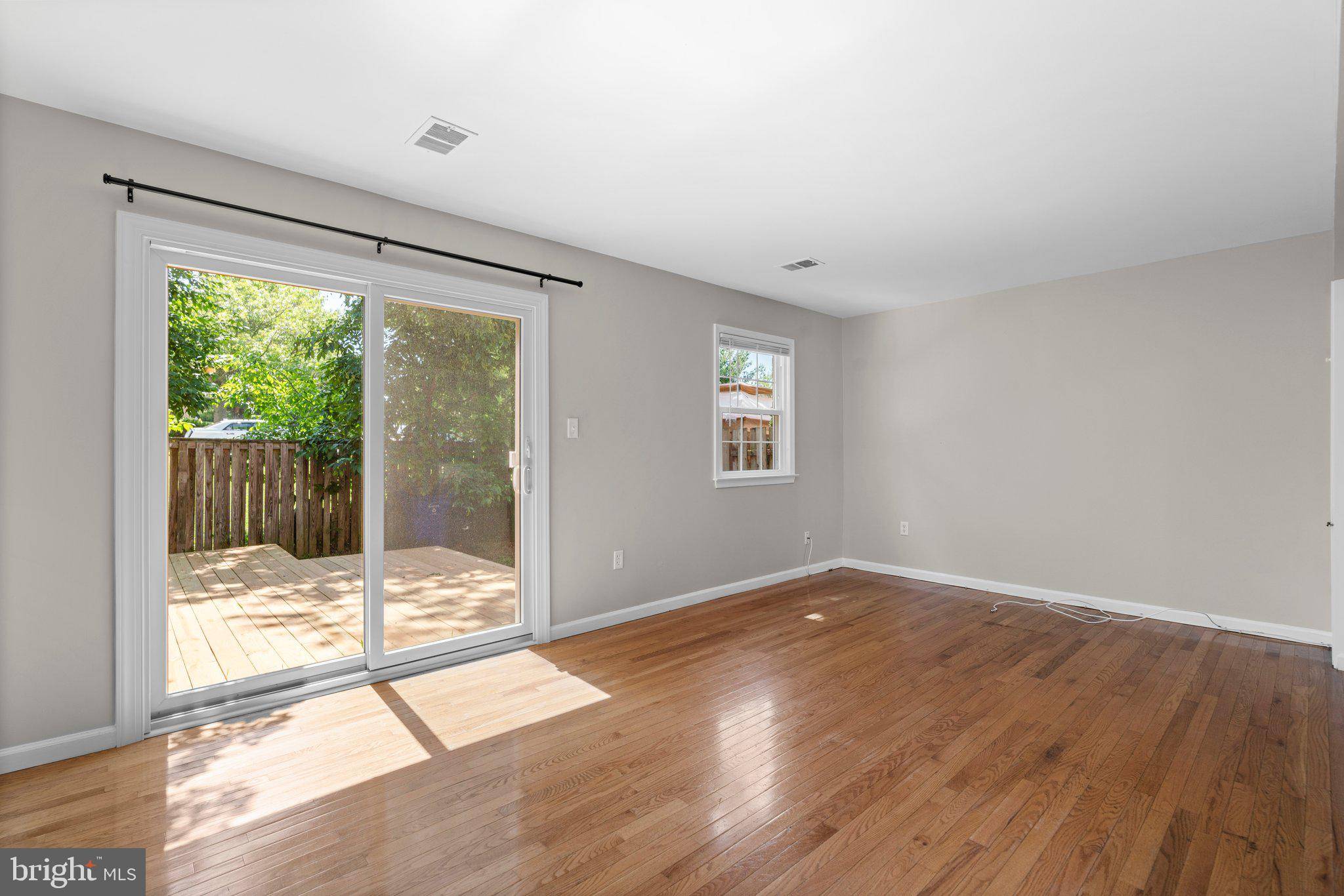 Columbia, MD 21045,5900 MORNINGBIRD LN