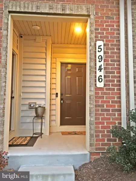 5946 LEBEN DR, Frederick, MD 21703
