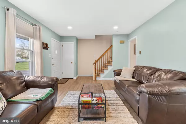 Perkasie, PA 18944,325 THISTLE LN