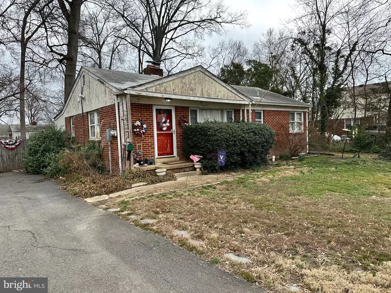 7911 MARTHA WASHINGTON ST, Alexandria, VA 22309