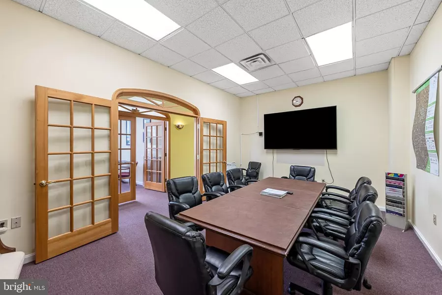 45 E BOSCAWEN ST #2, Winchester, VA 22601