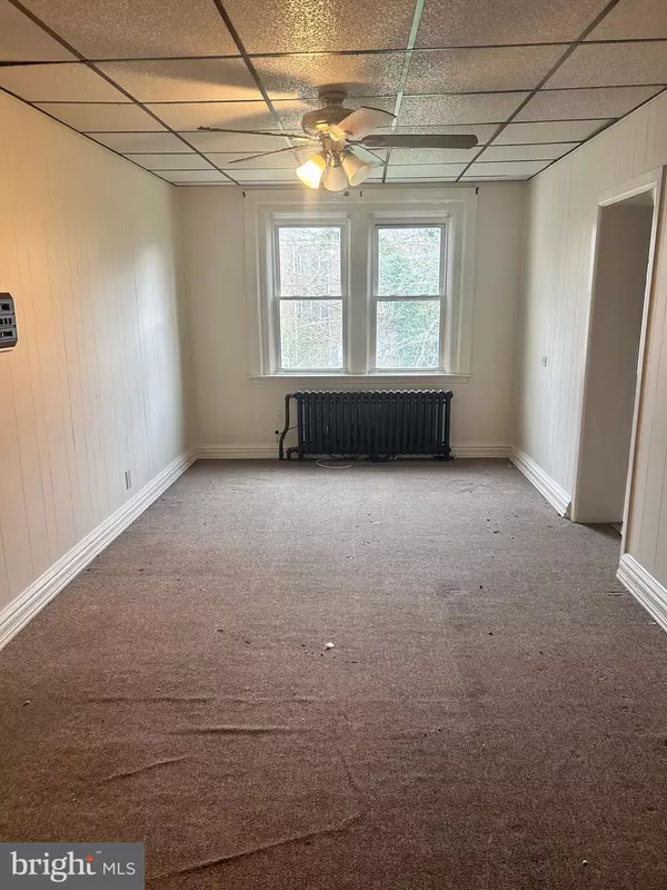 Wilmington, DE 19802,208 W 28TH ST #2