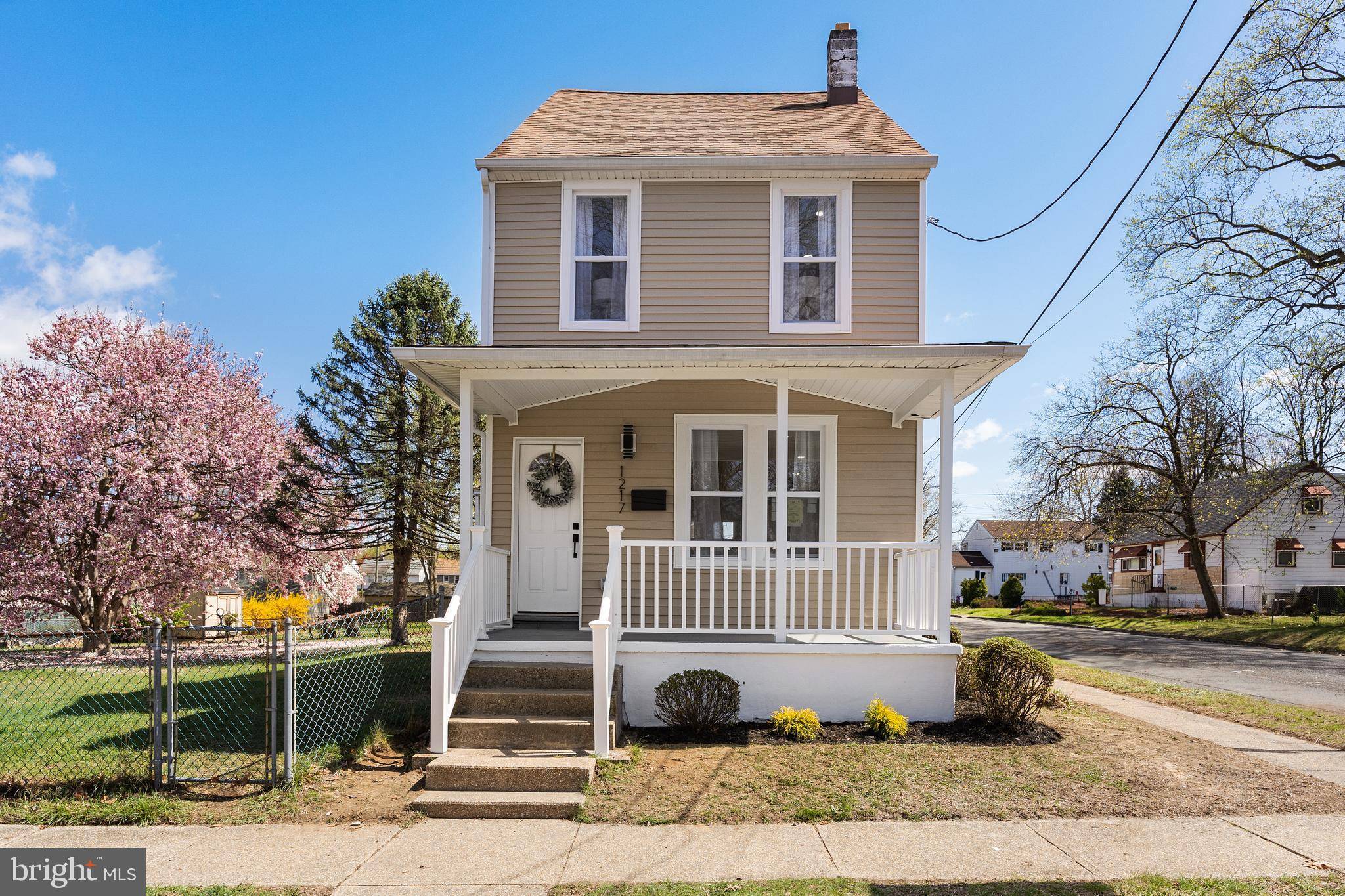1217 CHESTNUT ST, Burlington, NJ 08016