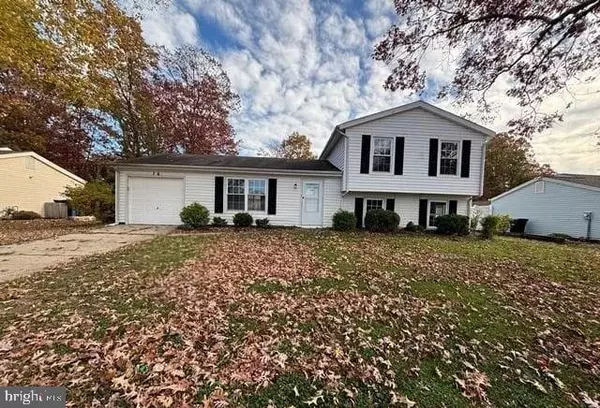 76 LUPUS LN, Sewell, NJ 08080