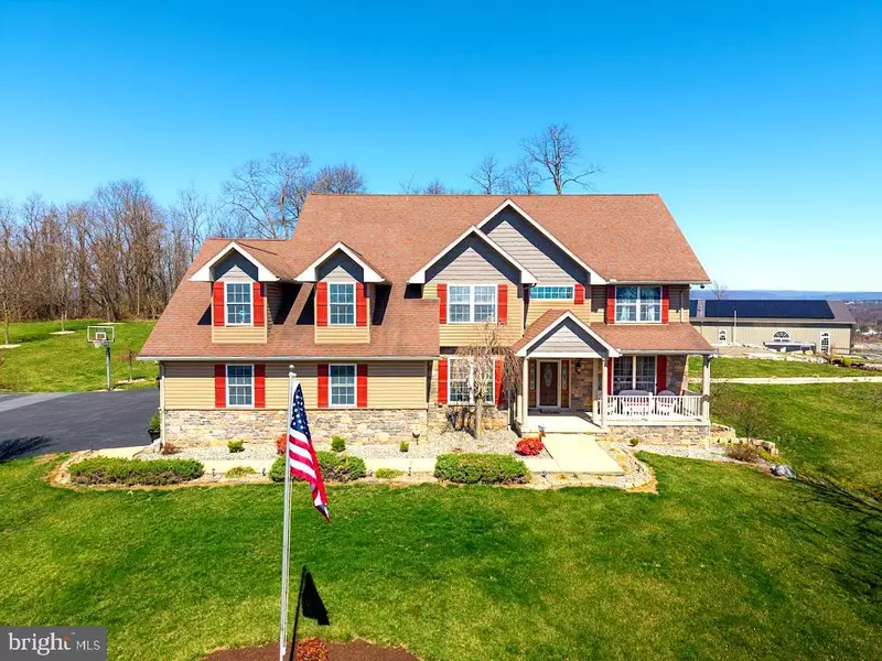 7736 CHAMBERS HILL RD, Harrisburg, PA 17111
