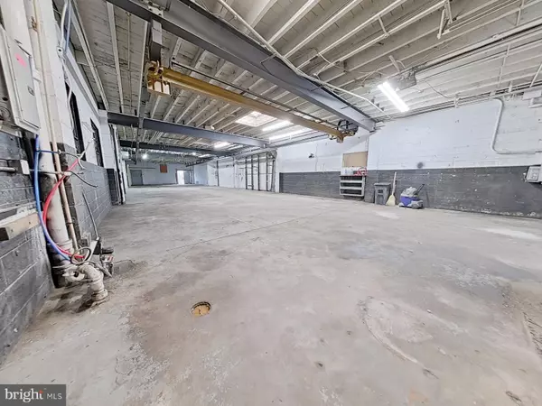 Philadelphia, PA 19135,6832 NEW STATE RD