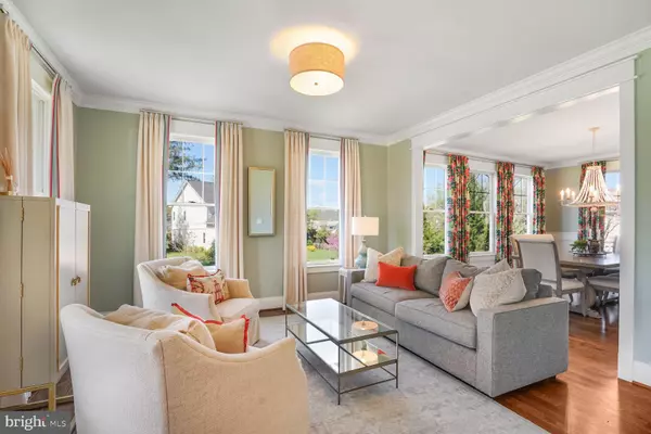 Mclean, VA 22101,1711 LINWOOD PL