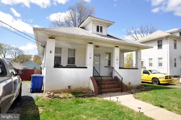 Maple Shade, NJ 08052,26 S HOLLY AVE