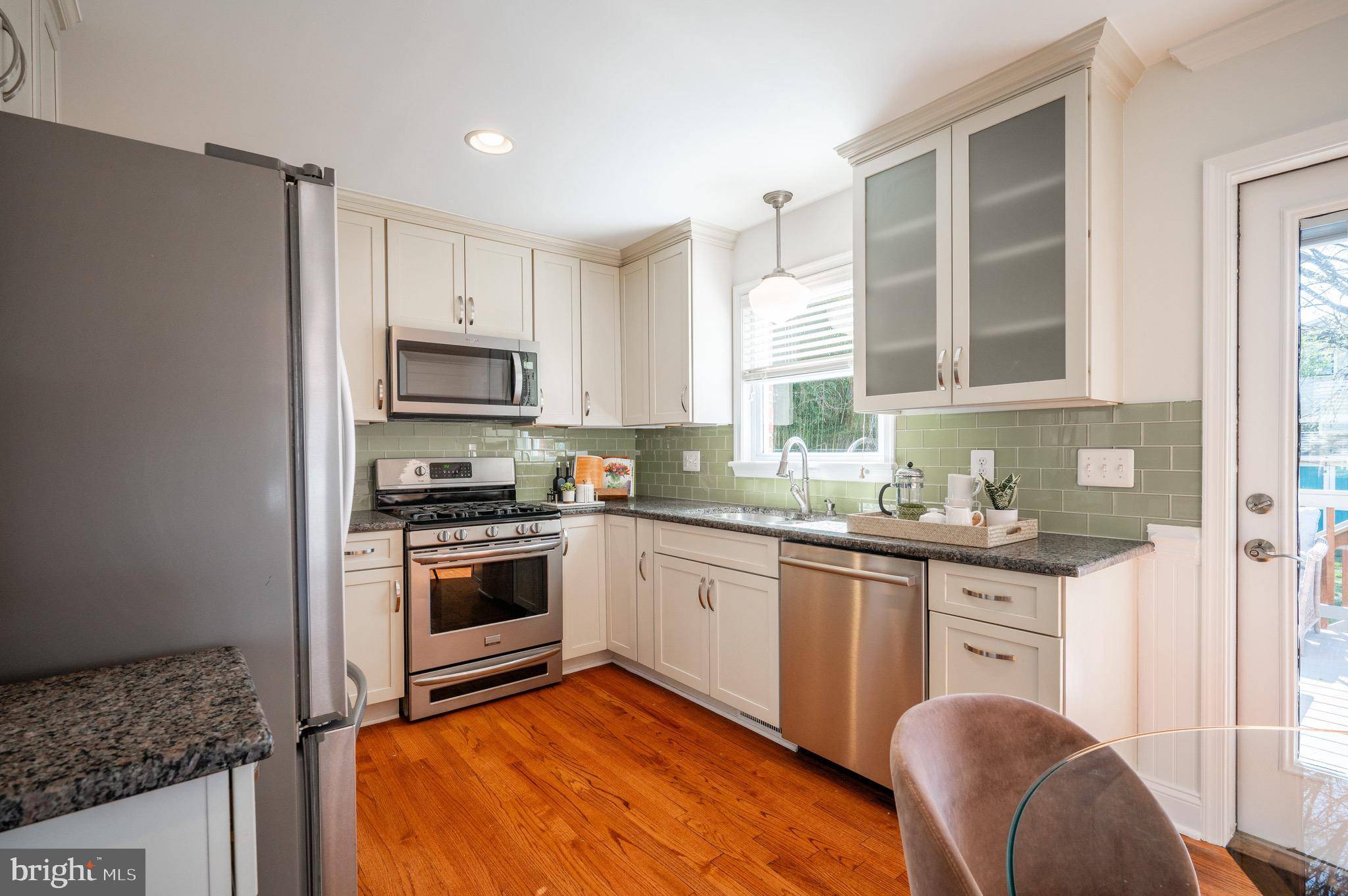 Alexandria, VA 22301,2406 BURKE AVE #A