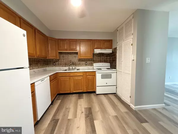 Hightstown, NJ 08520,H3 AVON DR