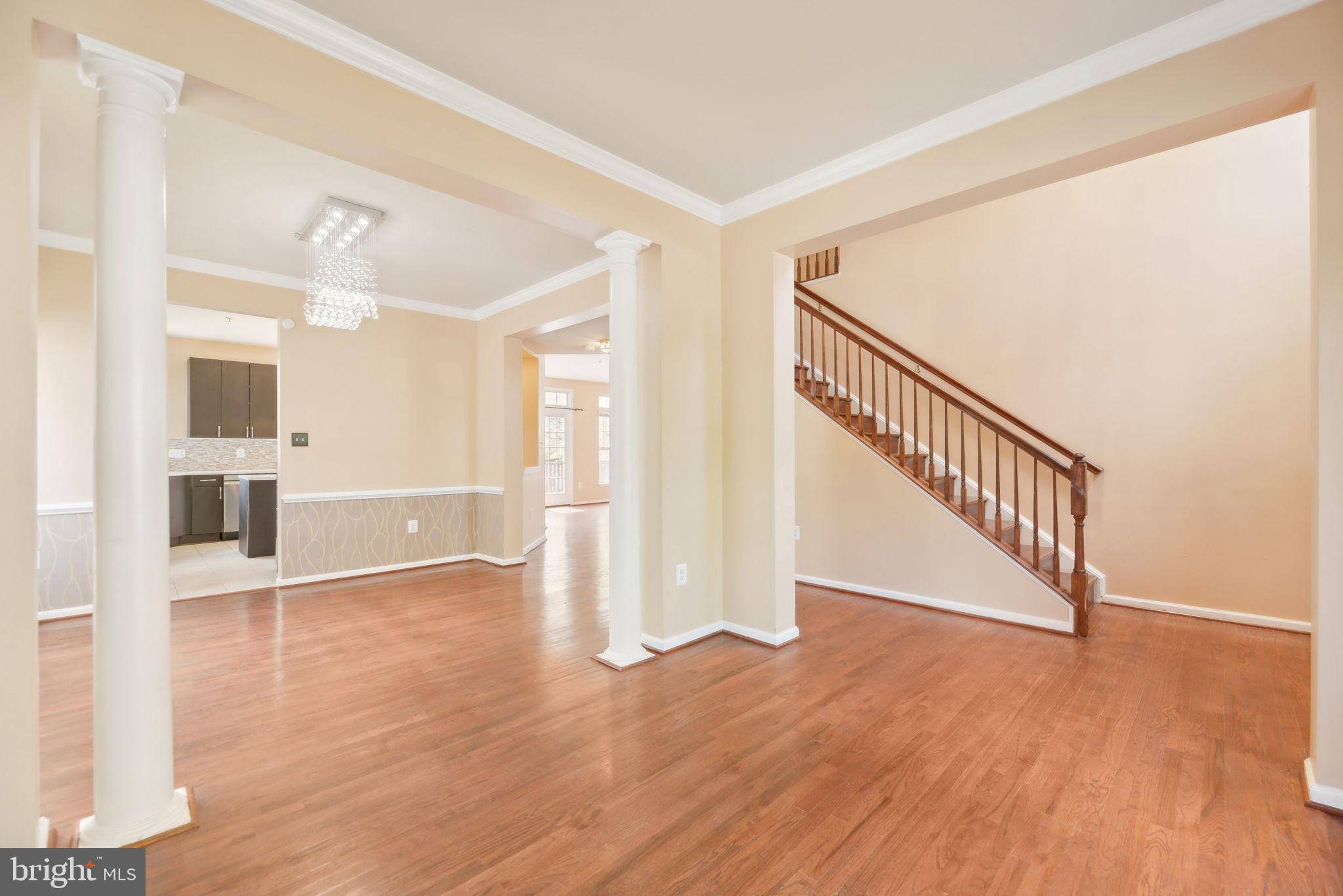 Bowie, MD 20721,10205 JUNIPER DR