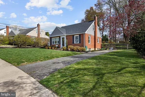 Havertown, PA 19083,409 PADDOCK RD