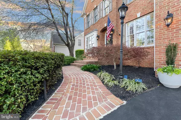 Haymarket, VA 20169,5620 SHOAL CREEK DR