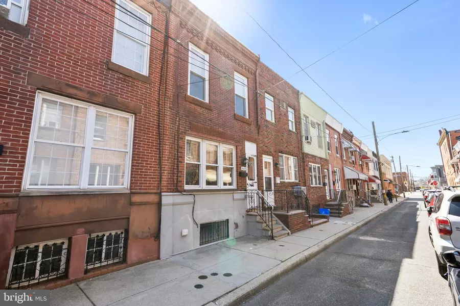 2427 S BANCROFT ST, Philadelphia, PA 19145