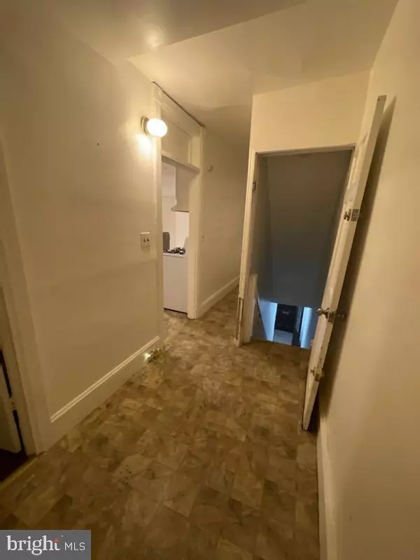 Norristown, PA 19401,570-2ND FLOOR NOBLE ST #2