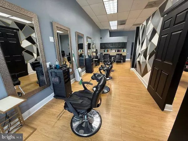 Lititz, PA 17543,235 BLOOMFIELD DR #STE. 104
