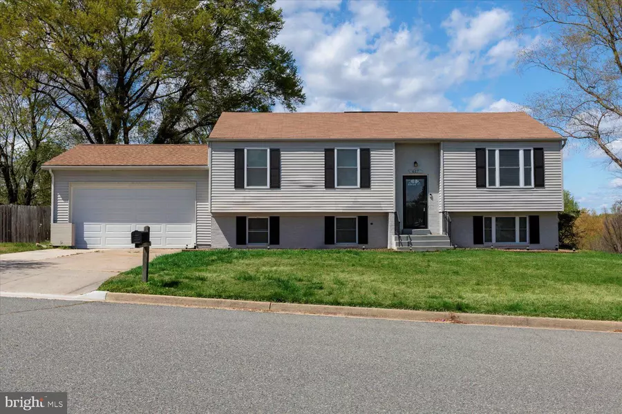 617 CASTLEWOOD DR, Upper Marlboro, MD 20774