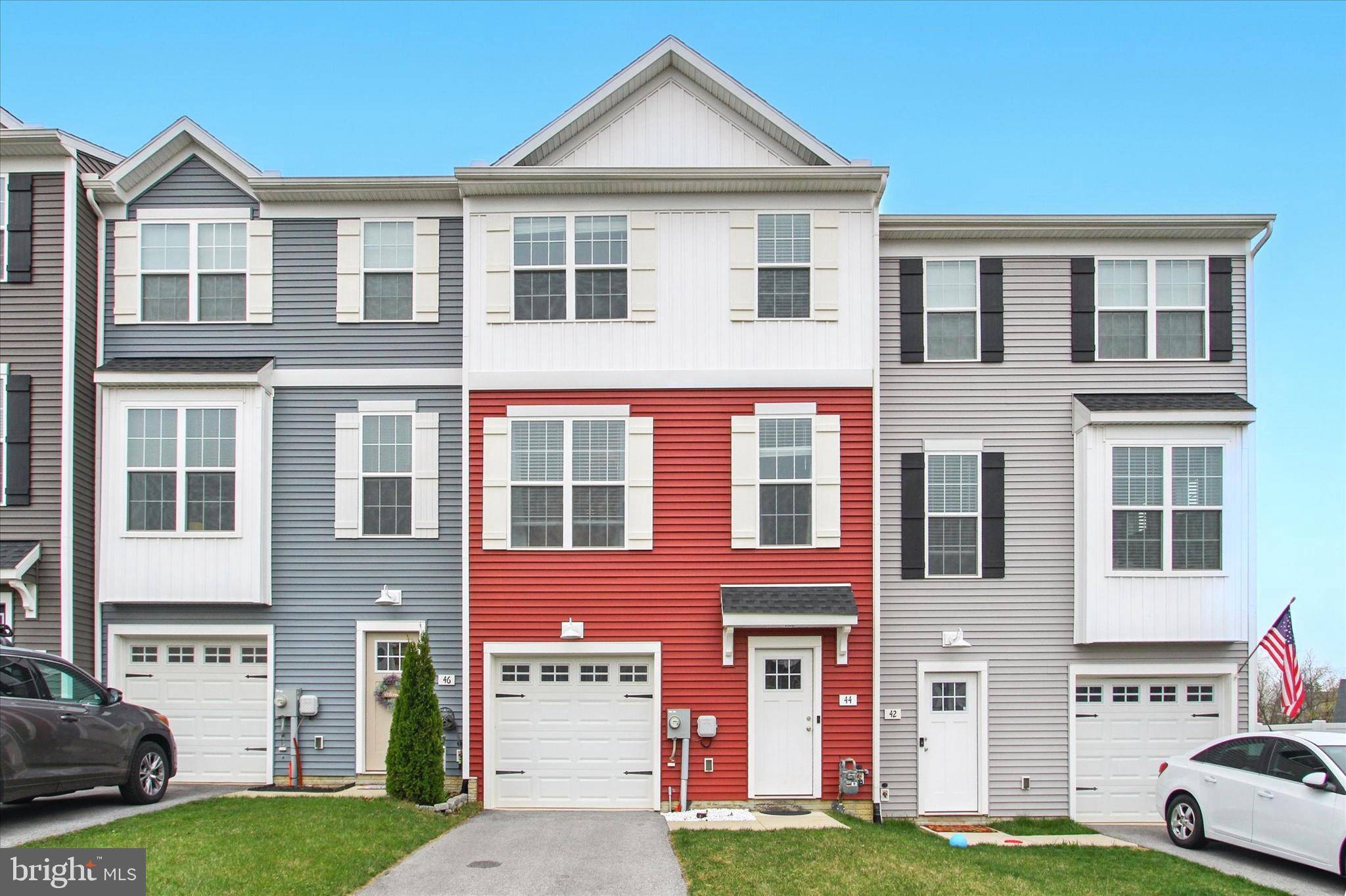 44 COOP LN, Hanover, PA 17331