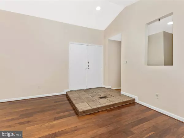 Montgomery Village, MD 20886,19512 DESMET PL