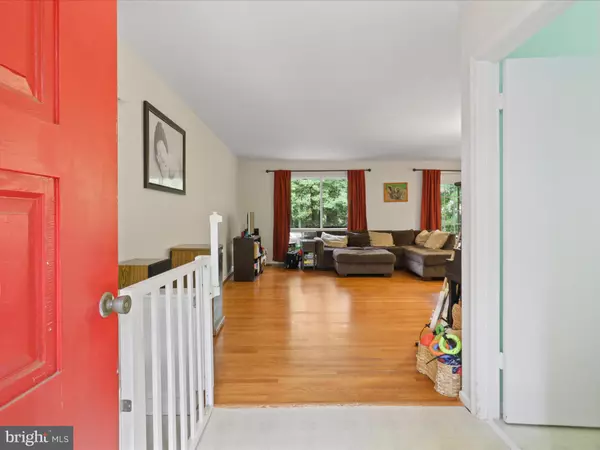 Vienna, VA 22182,1928 HULL RD
