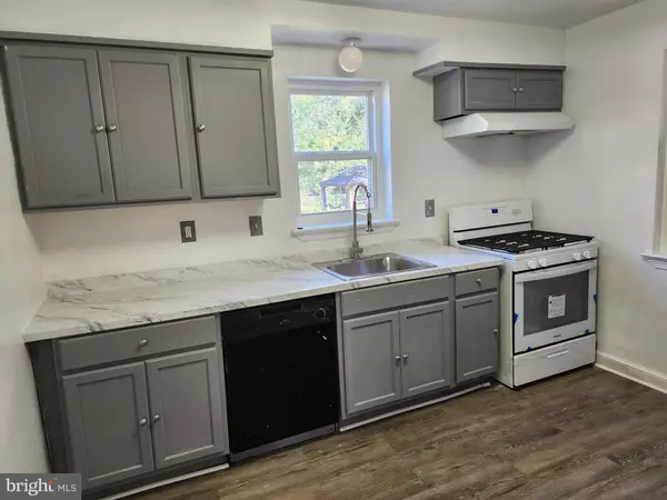 District Heights, MD 20747,7515 MARTHA ST