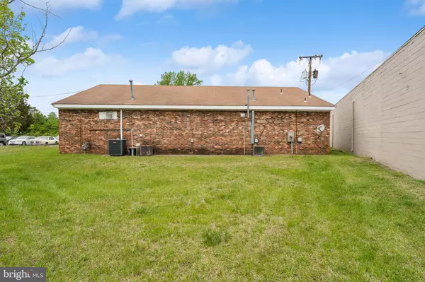 South Chesterfield, VA 23803,3701 E RIVER RD