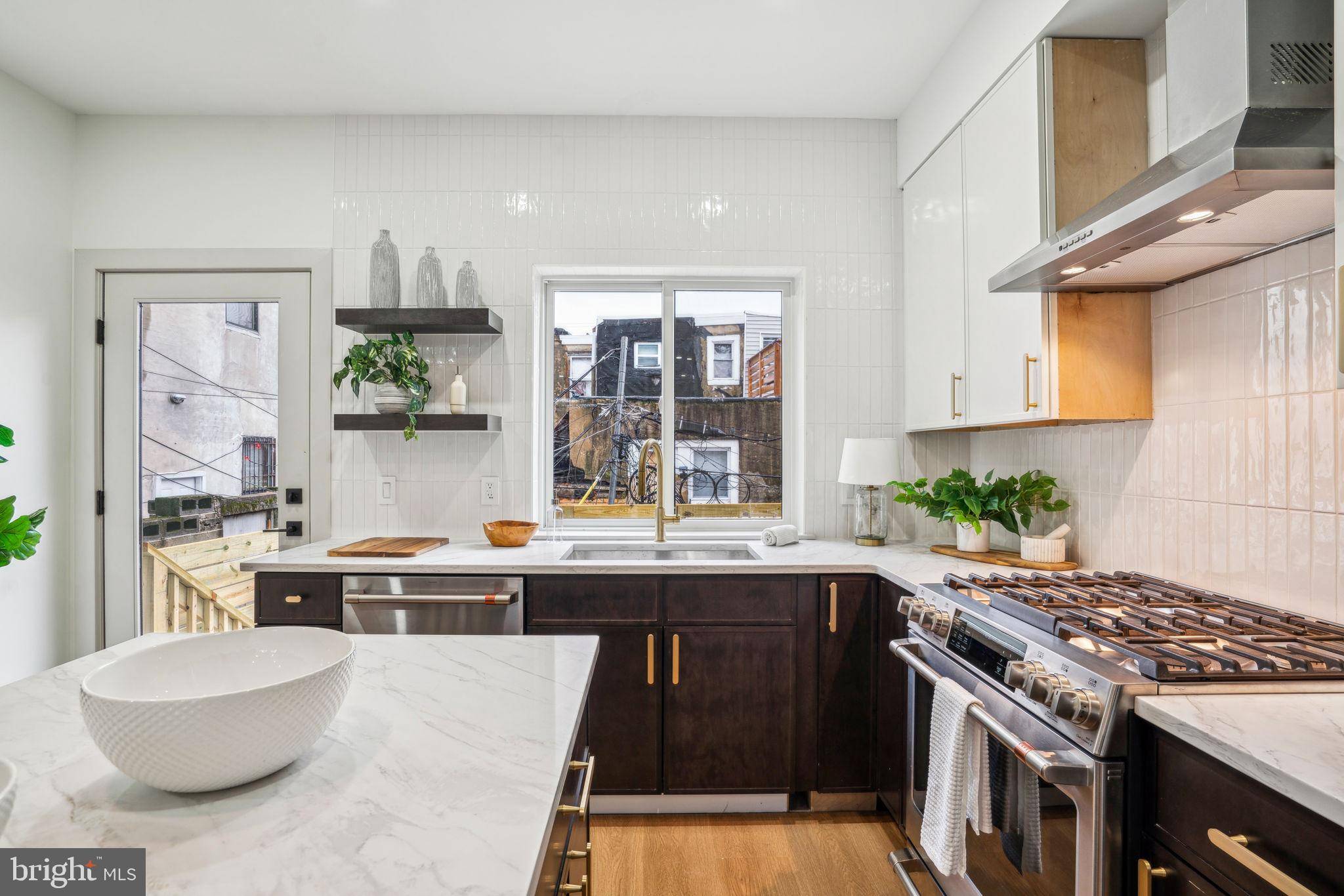 Philadelphia, PA 19148,602 WINTON ST