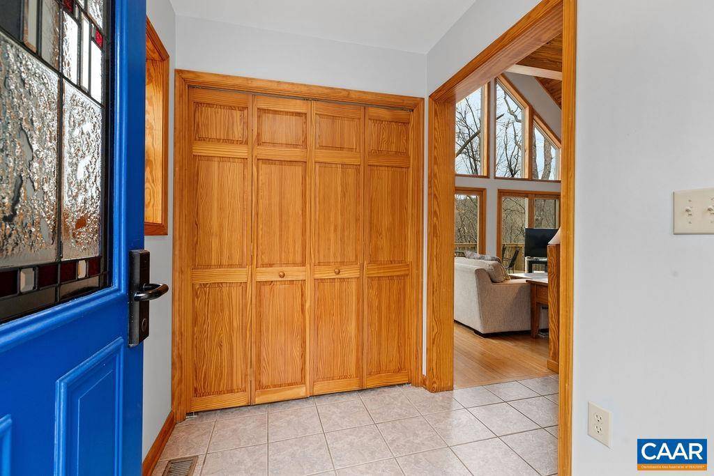 Wintergreen, VA 22967,30 STONY COVE LN