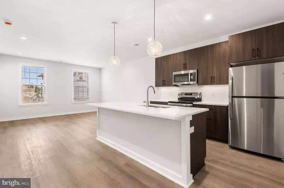 26 S YORK RD #306, Hatboro, PA 19040