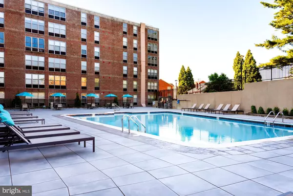 Philadelphia, PA 19128,6100 HENRY AVE #7D