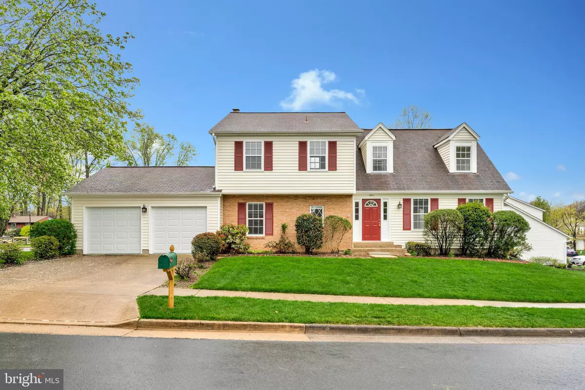 Vienna, VA 22181,9921 COURTHOUSE WOODS CT