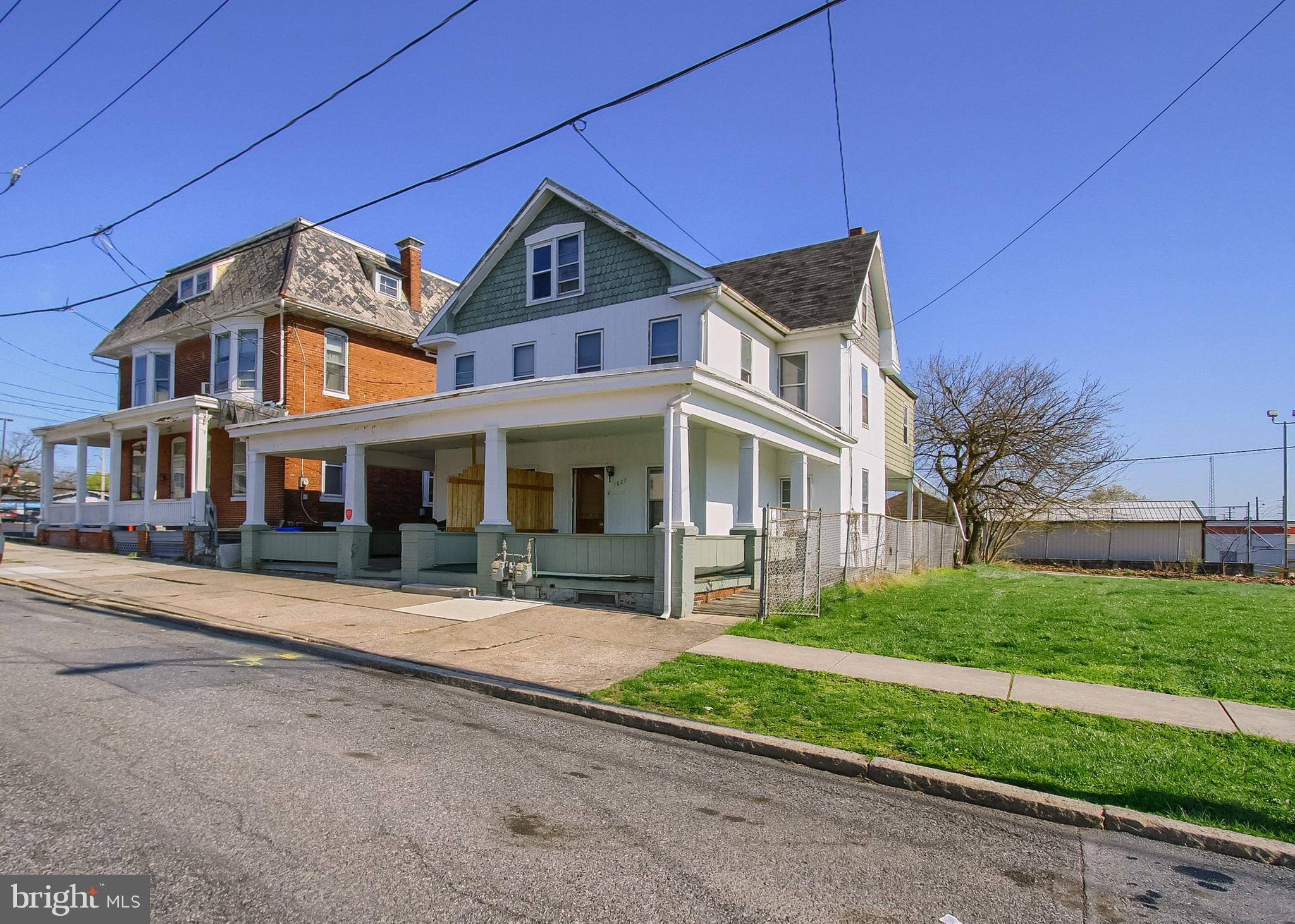Harrisburg, PA 17104,1827 BERRYHILL ST