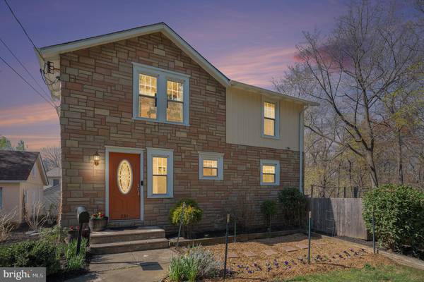 231 7TH AVE, Swarthmore, PA 19081