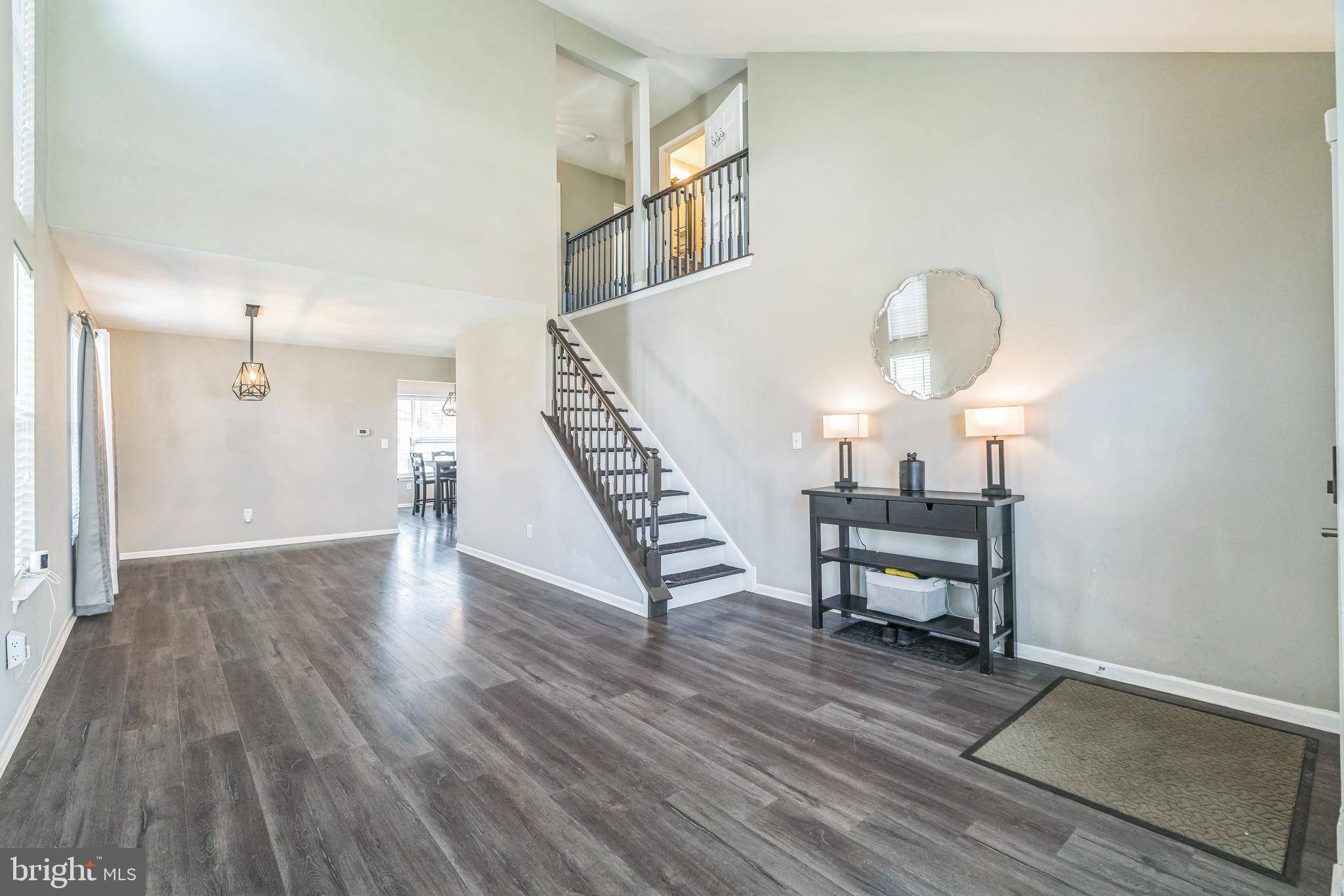 Burlington, NJ 08016,157 RIDGEWOOD WAY