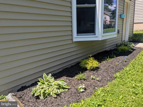 Lititz, PA 17543,210 NOBLE ST