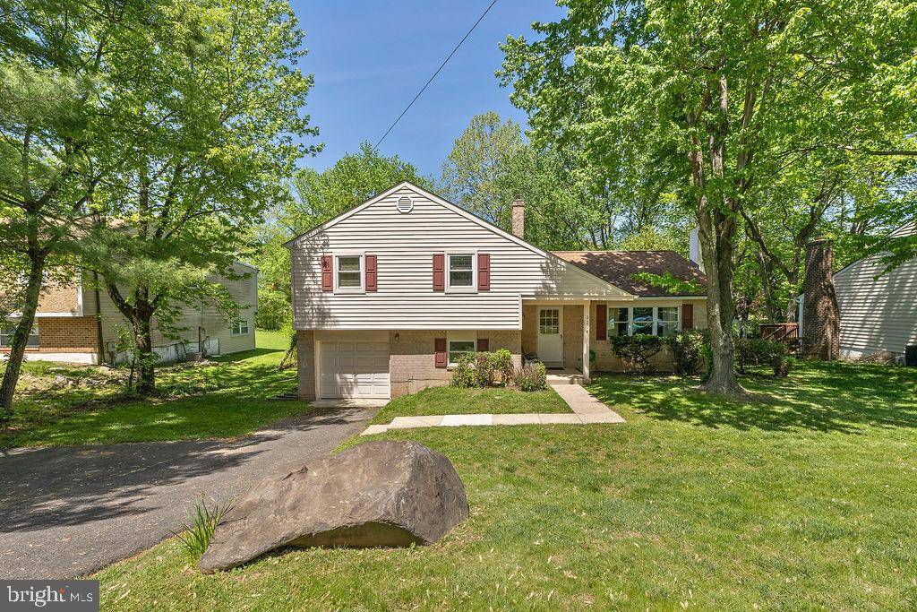3204 MEETINGHOUSE RD, Upper Chichester, PA 19061