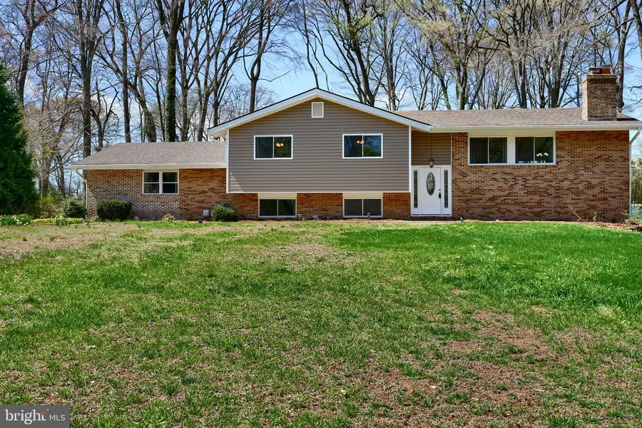 2215 QUEENSBURY DR, Fallston, MD 21047