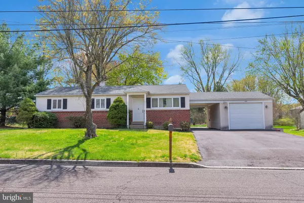 140 CARDINAL RD, Chalfont, PA 18914