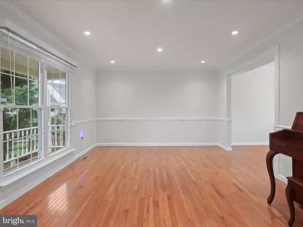Gaithersburg, MD 20879,18435 GARDENIA WAY