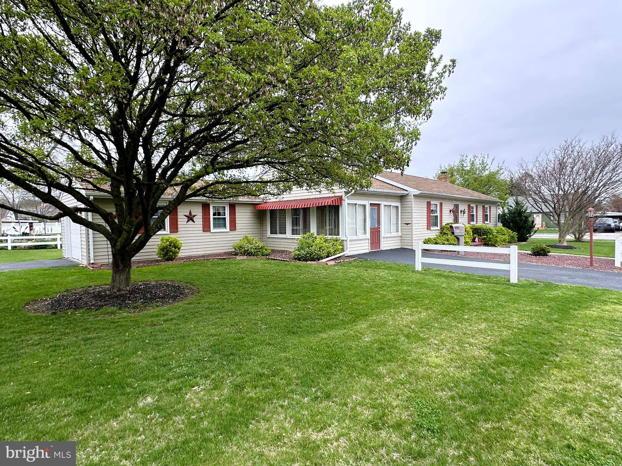 209 KEAGY AVE, Hanover, PA 17331