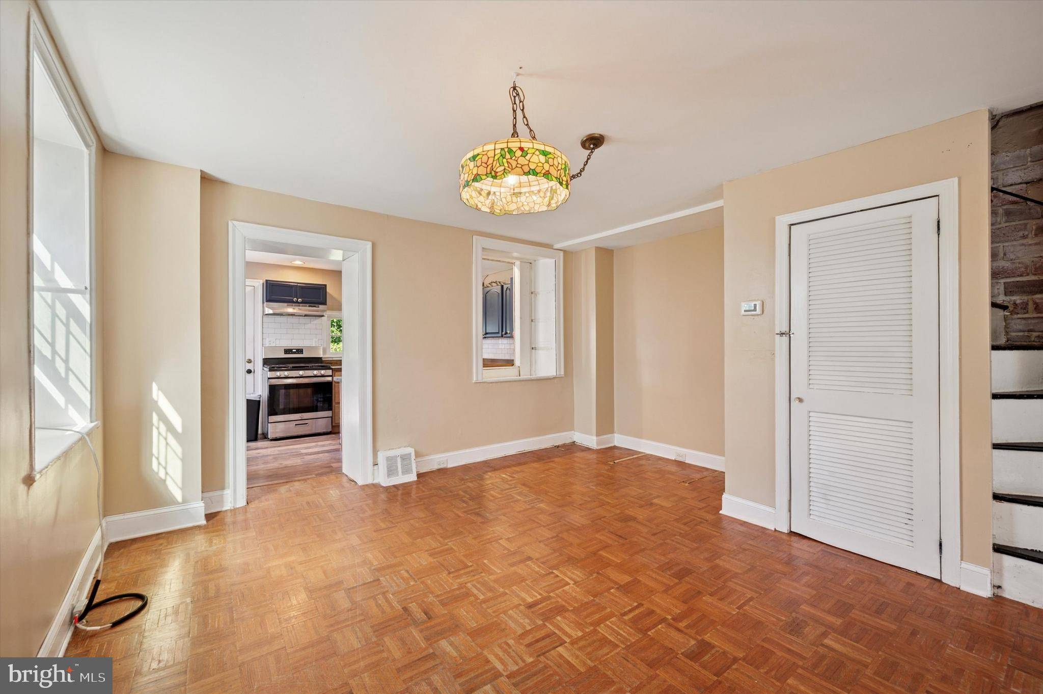 Cheltenham, PA 19012,306 HIGHLAND RD