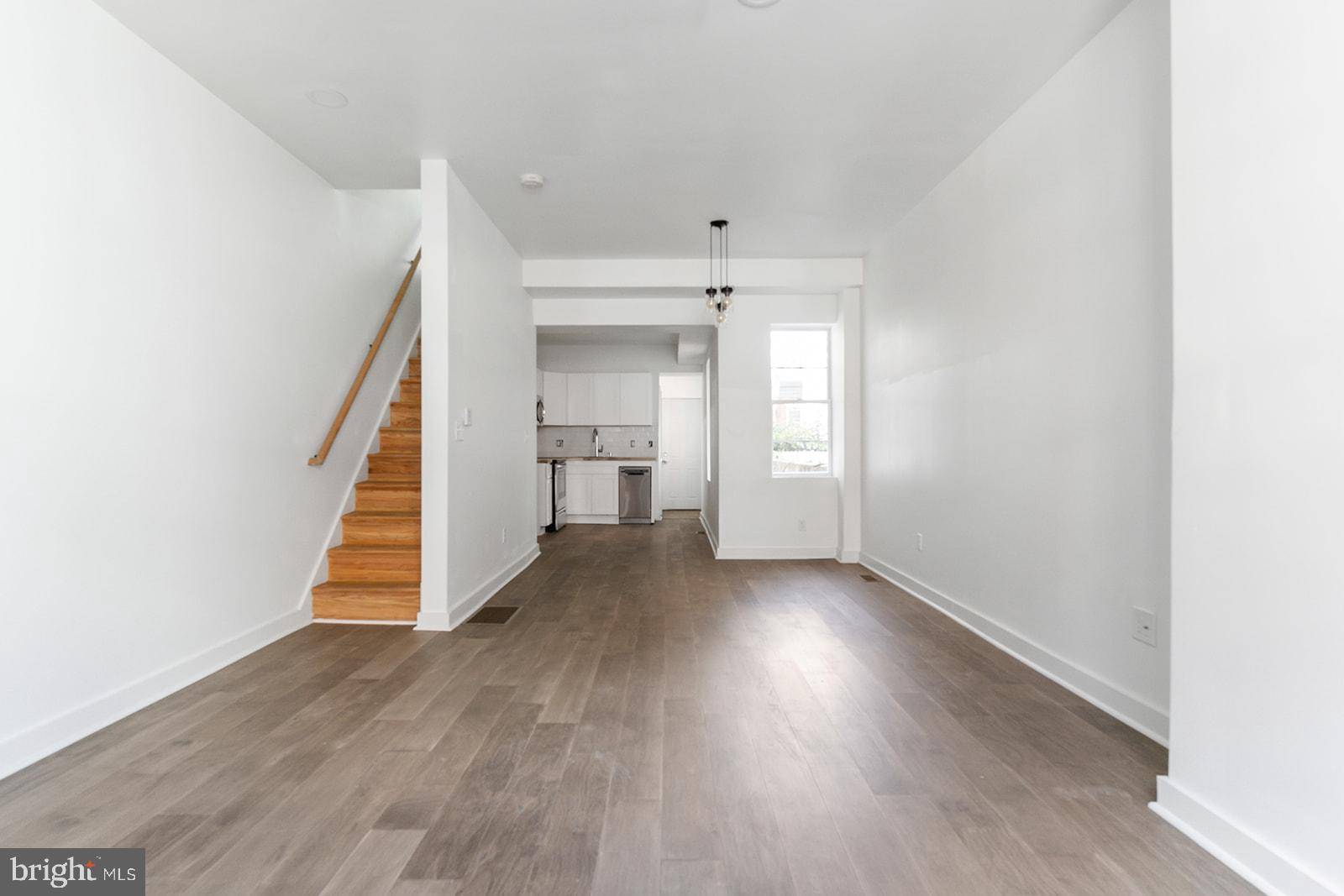 Philadelphia, PA 19121,1226 N HOLLYWOOD ST